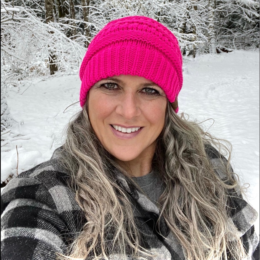 Meet your Posher, Holly